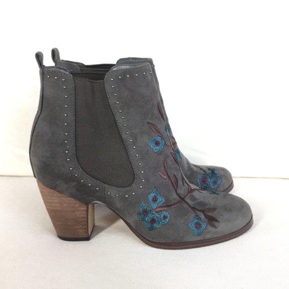 NIB Crown Vintage 7.5 Ankle Boots Embroidered gray - Picture 3 of 7
